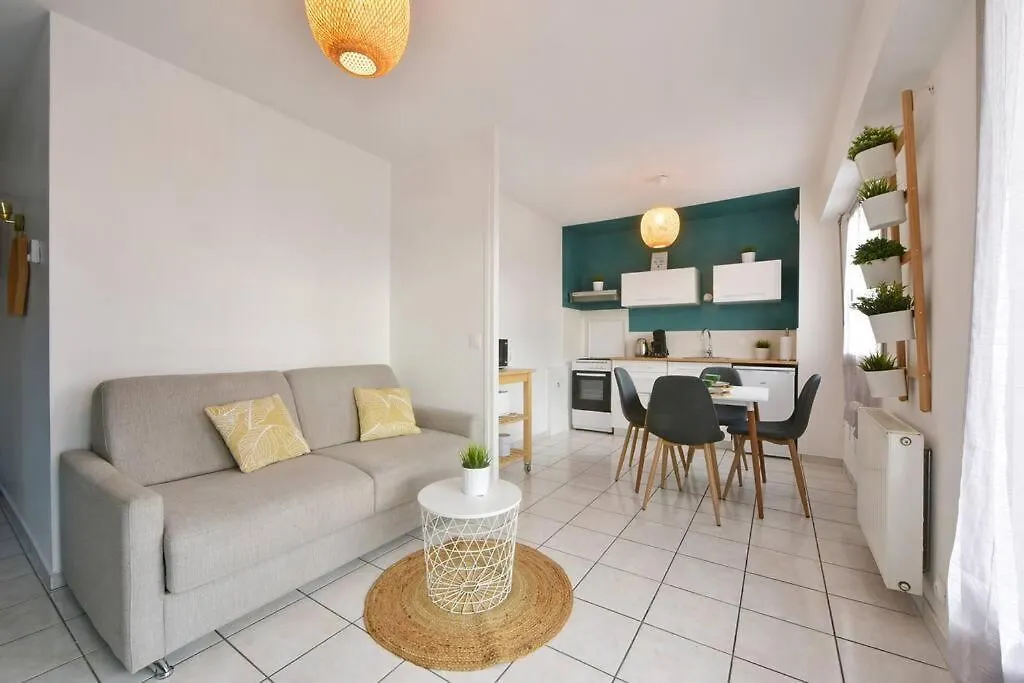 Cabana & Le Central - Proche Lac , Terrasse Et Parking Annecy 0*,